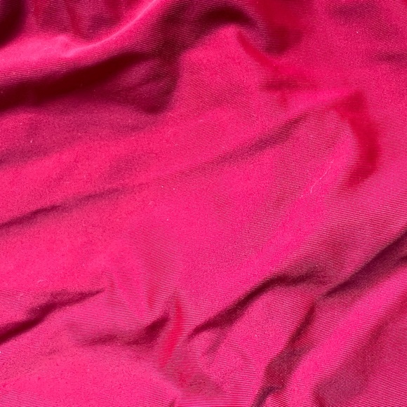 Brand new bikini - Picture 3 of 5